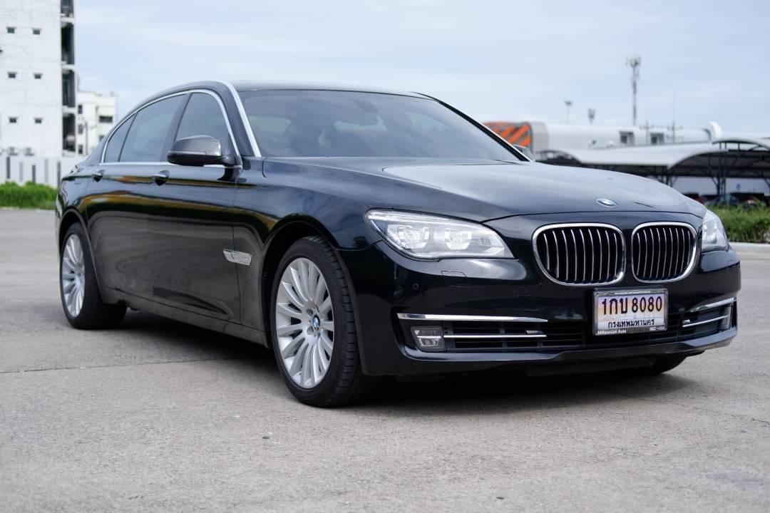 BMW 730LD สีดำ ปี 2013