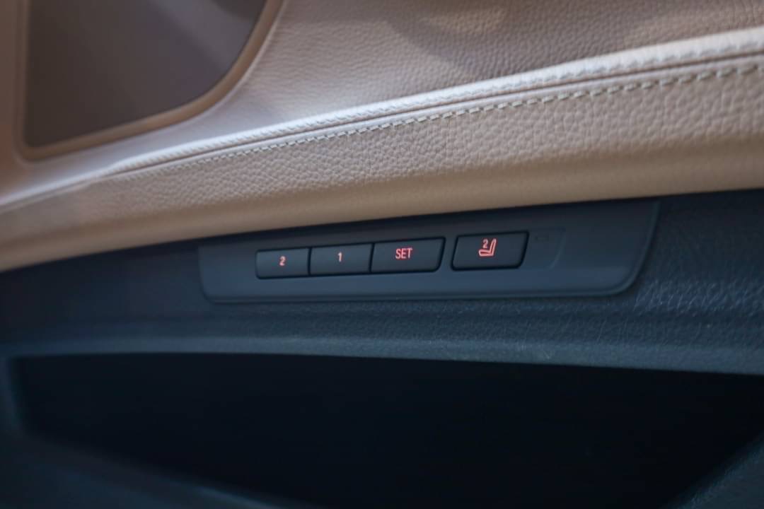 Bmw 730LD Lci M-Sport Diesel ปี 2015