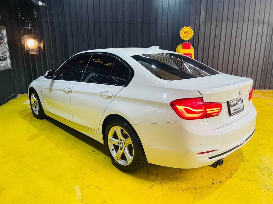BMW 320i SPORT โฉม LCI ปี2017
