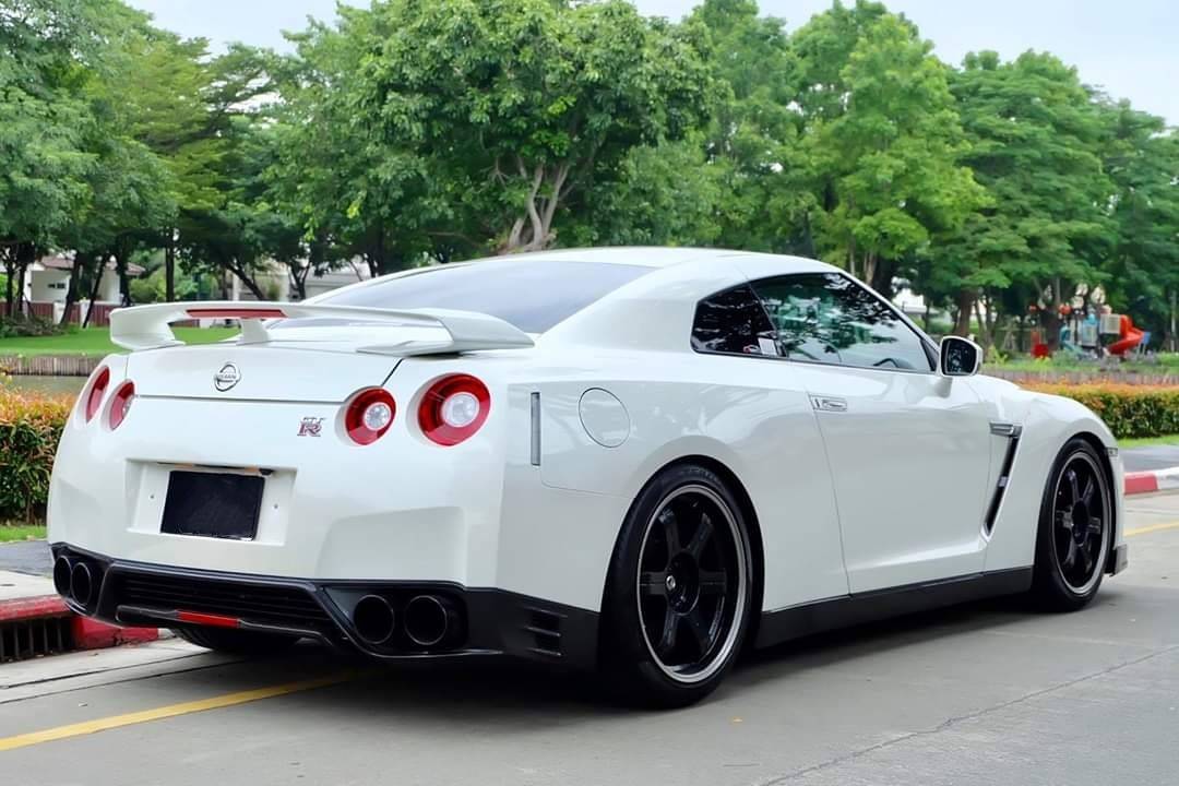 Nissan GTR R35 Track Pack Edition UK-Spec 550 HP Minorchange ปี 2013
