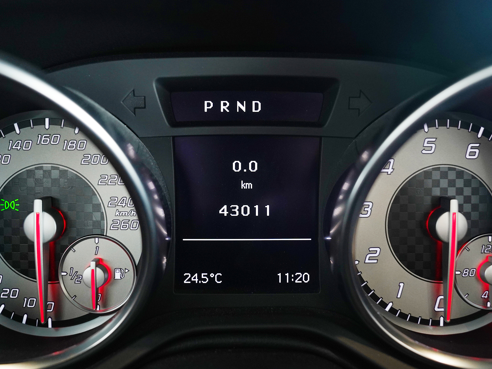 MERCEDES BENZ SLK200 AMG ปี 2013