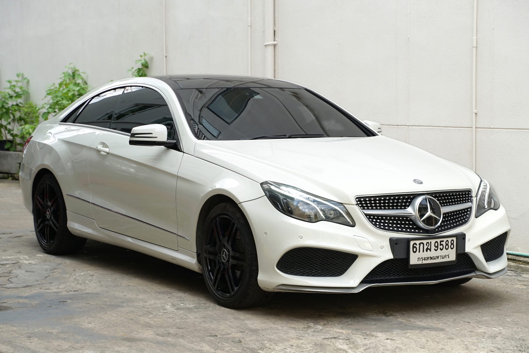 Benz E250 CGI Coupe AMG Package W207 ปี 2011