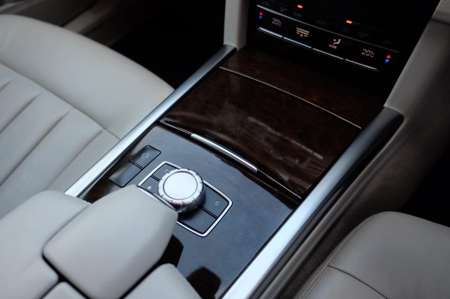 Mercedes-Benz E200 CGi (W212) ปี 2014