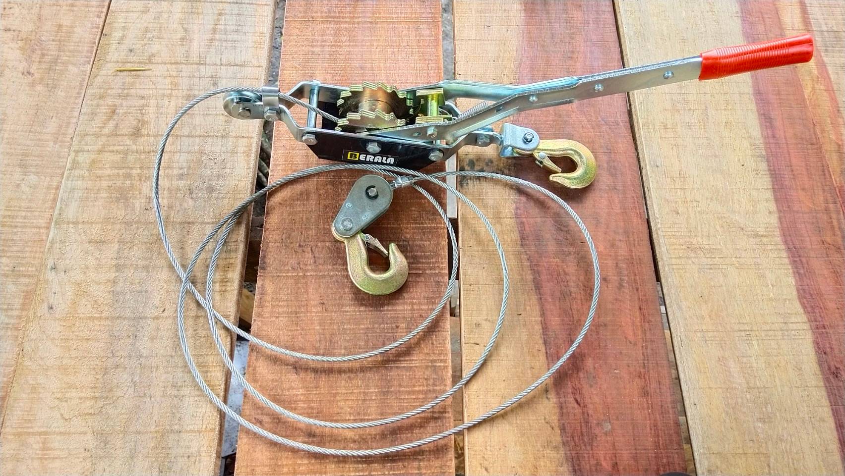 รอกสลิงมือโยก ยี่ห้อ Berala 2ตัน ยาว 3เมตร