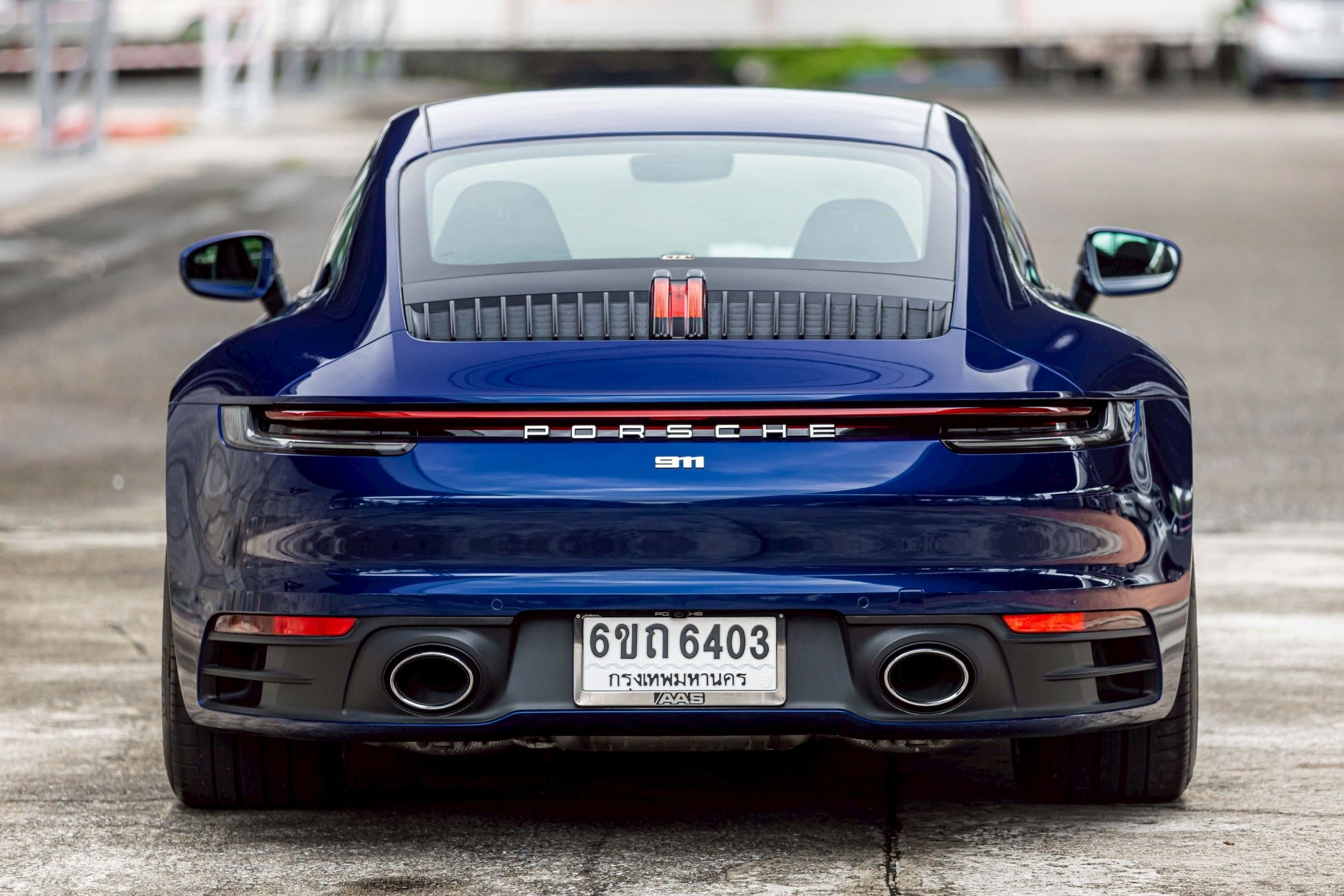 Porsche 911 Carrera 992 ปี 2021