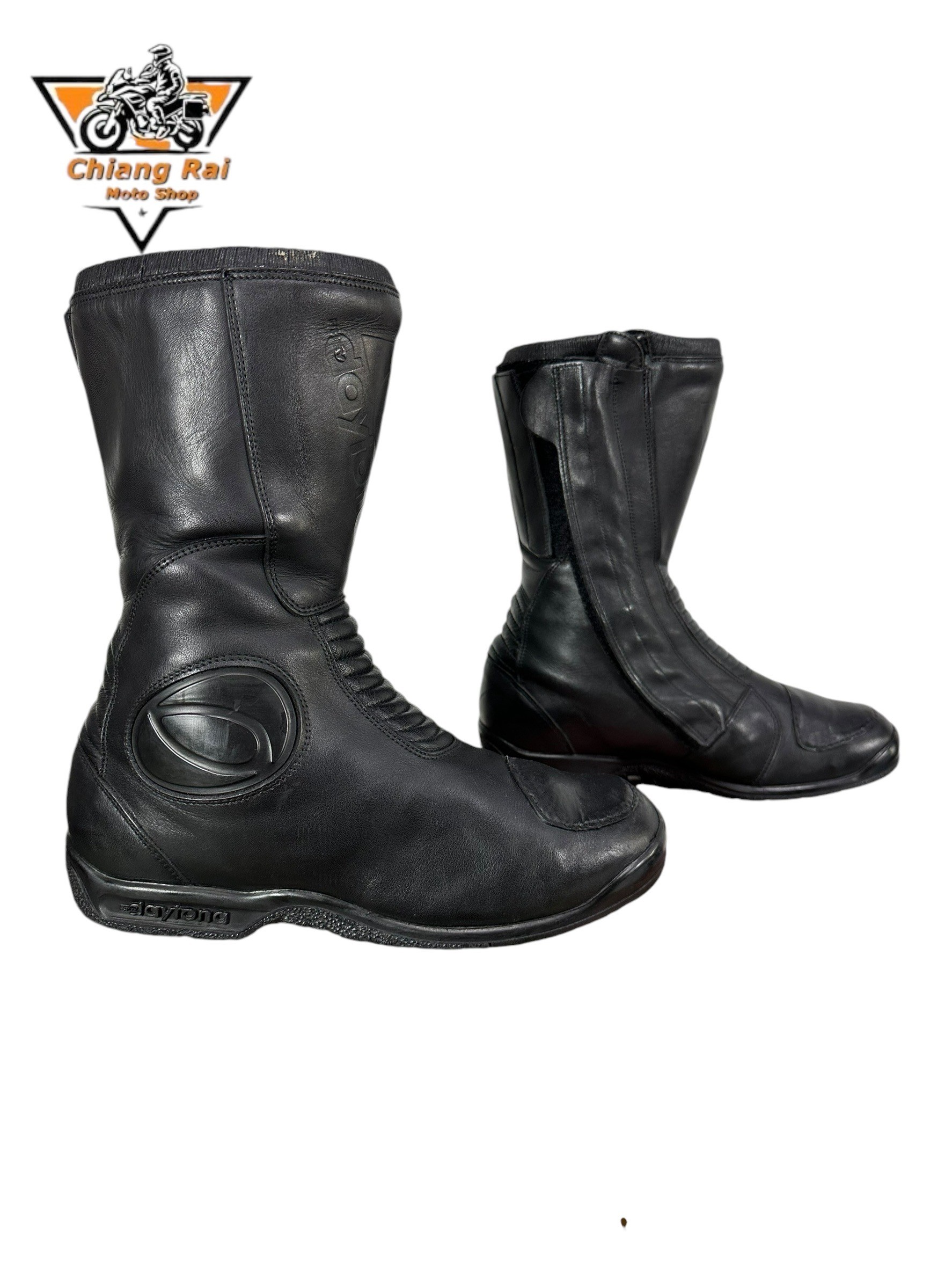 รองเท้าขี่มอเตอร์ไซด์( มือสอง) RCBS-850 Size ขนาดจากป้าย 41:EUR / 7:UK / 26:Cm.(daytona)