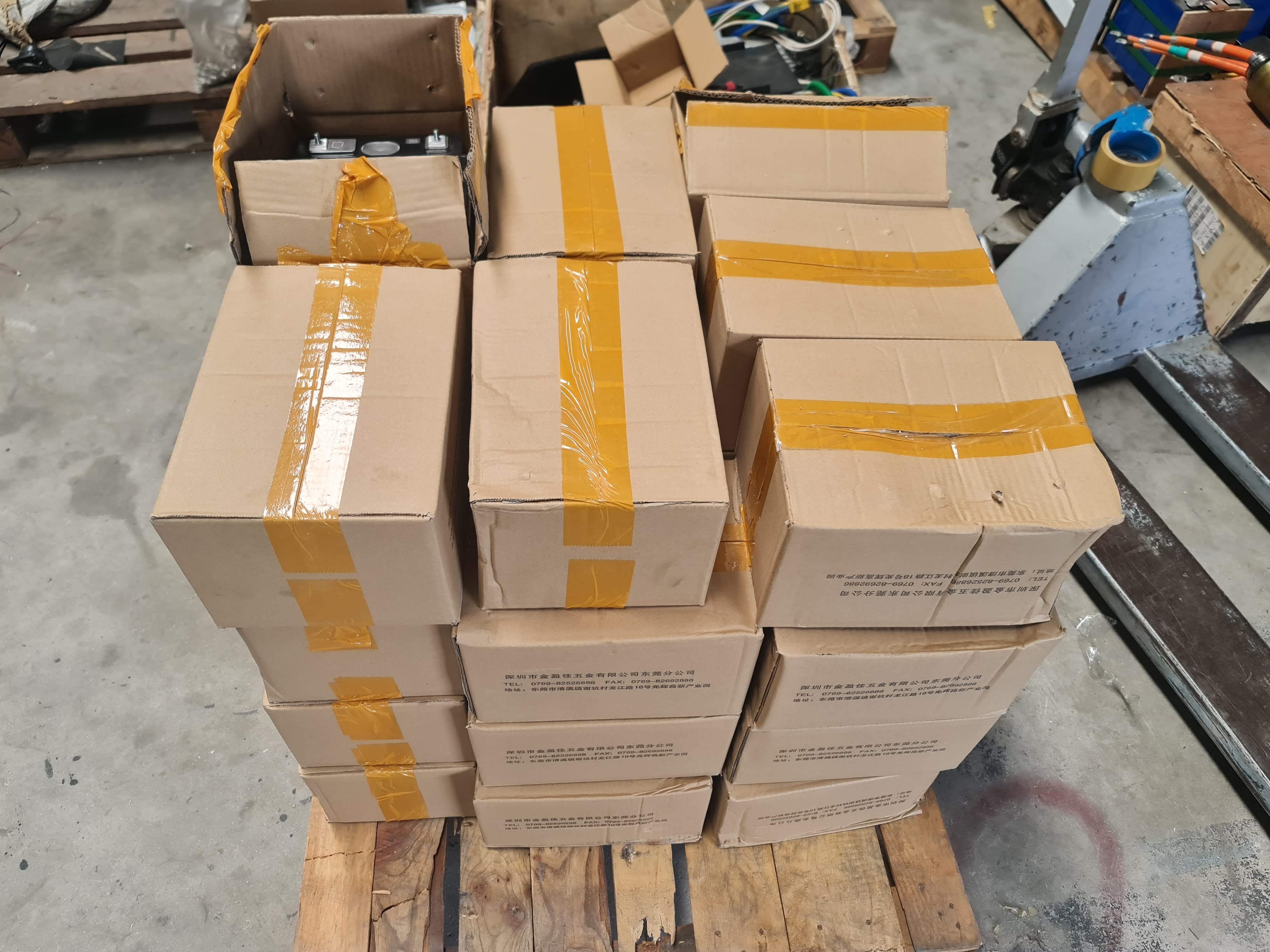 นำเข้า ประกอบ แบตเตอรี่ลิเทียมตามสั่ง Taffel NMC 135Ah , CATL 130Ah , Lishen 37Ah, BYD blade 135Ah
