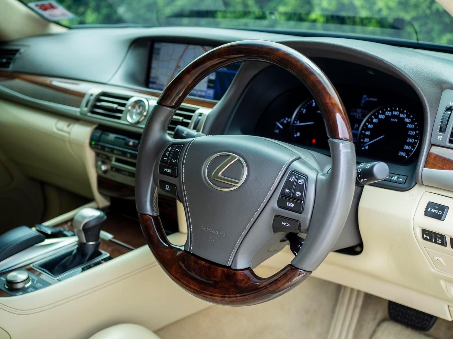 LEXUS LS 460L MC ปี2013