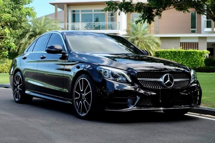 Mercedes Benz W205 Facelift C220d AMG Dynamic ปี 2018