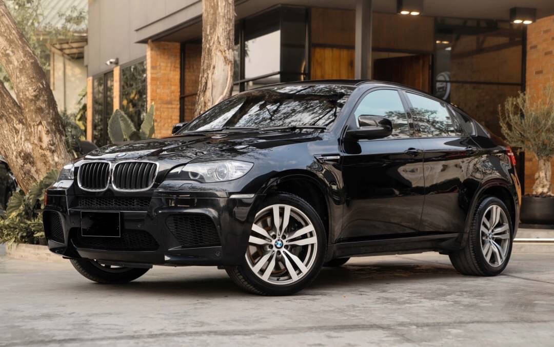 BMW X6 M Version ออกรถปี 2012