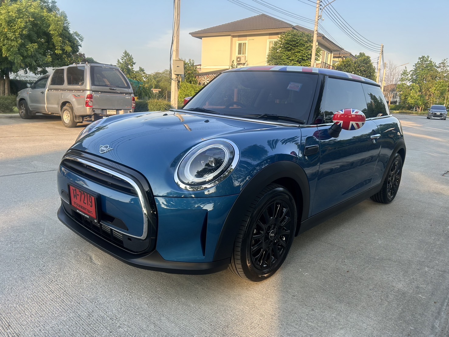 MINI Cooper ปี 2022