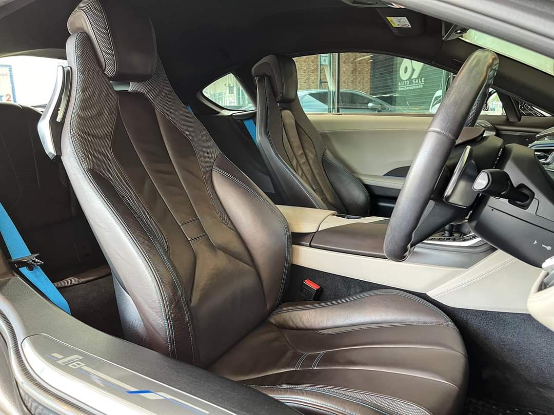 BMW i8 eDrive ปี 2015