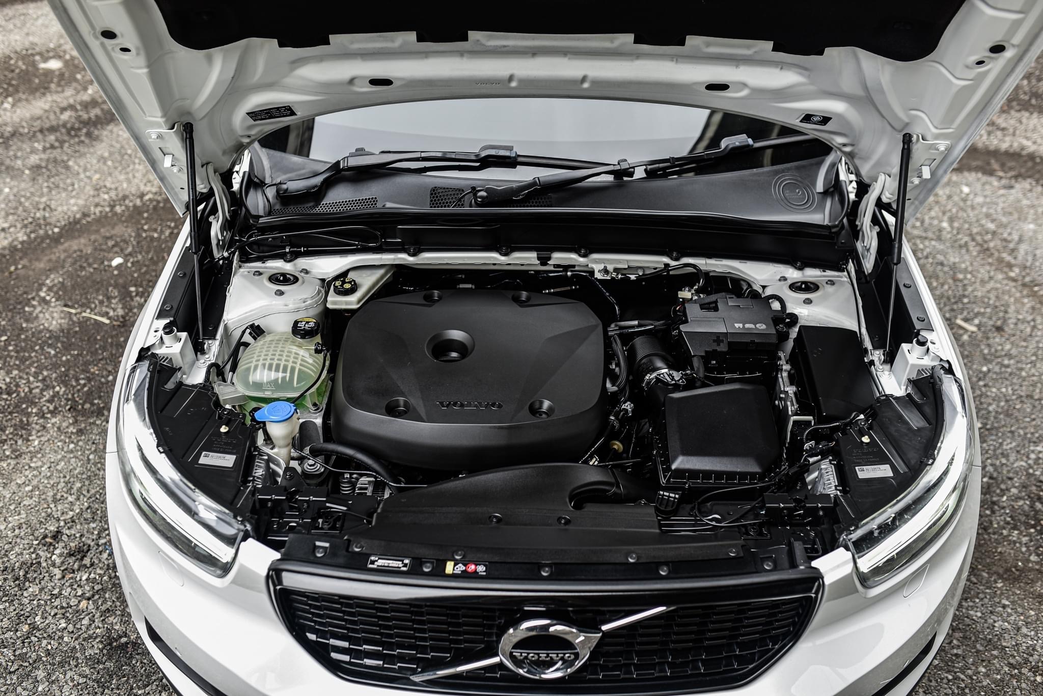 Volvo XC40 T5 R-Design AWD ปี 2019