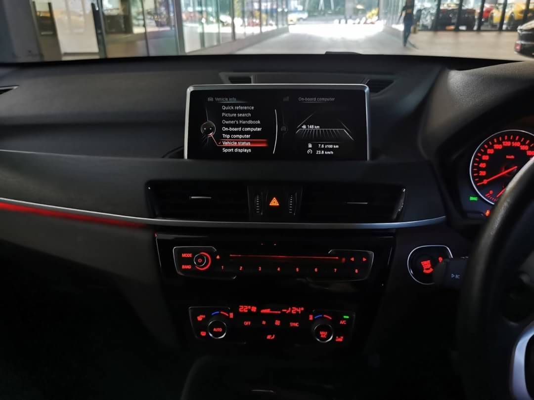 BMW X1 sDrive18d xline ปี 2017