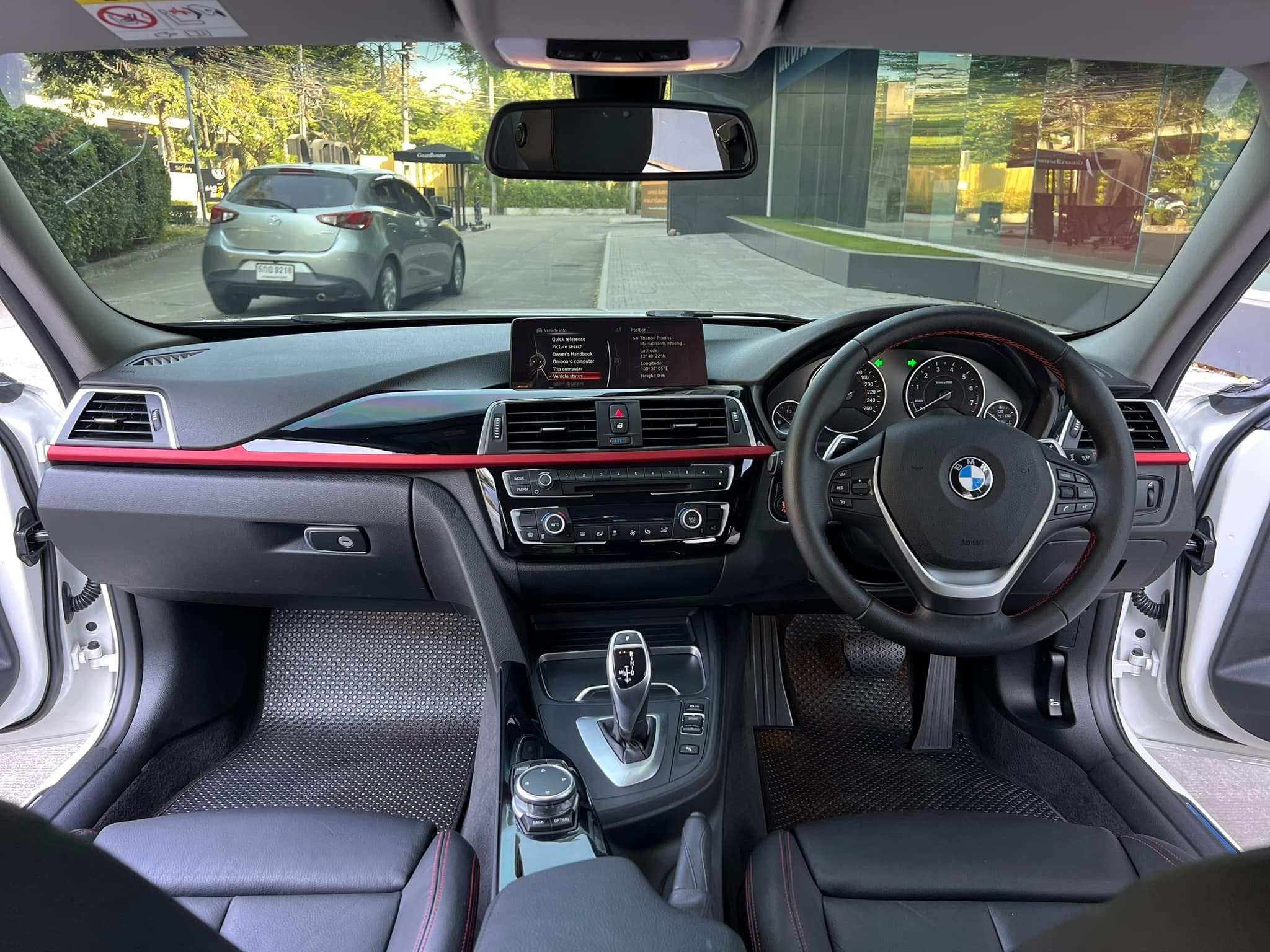 BMW F30 320i Sport LCI ปี 2016