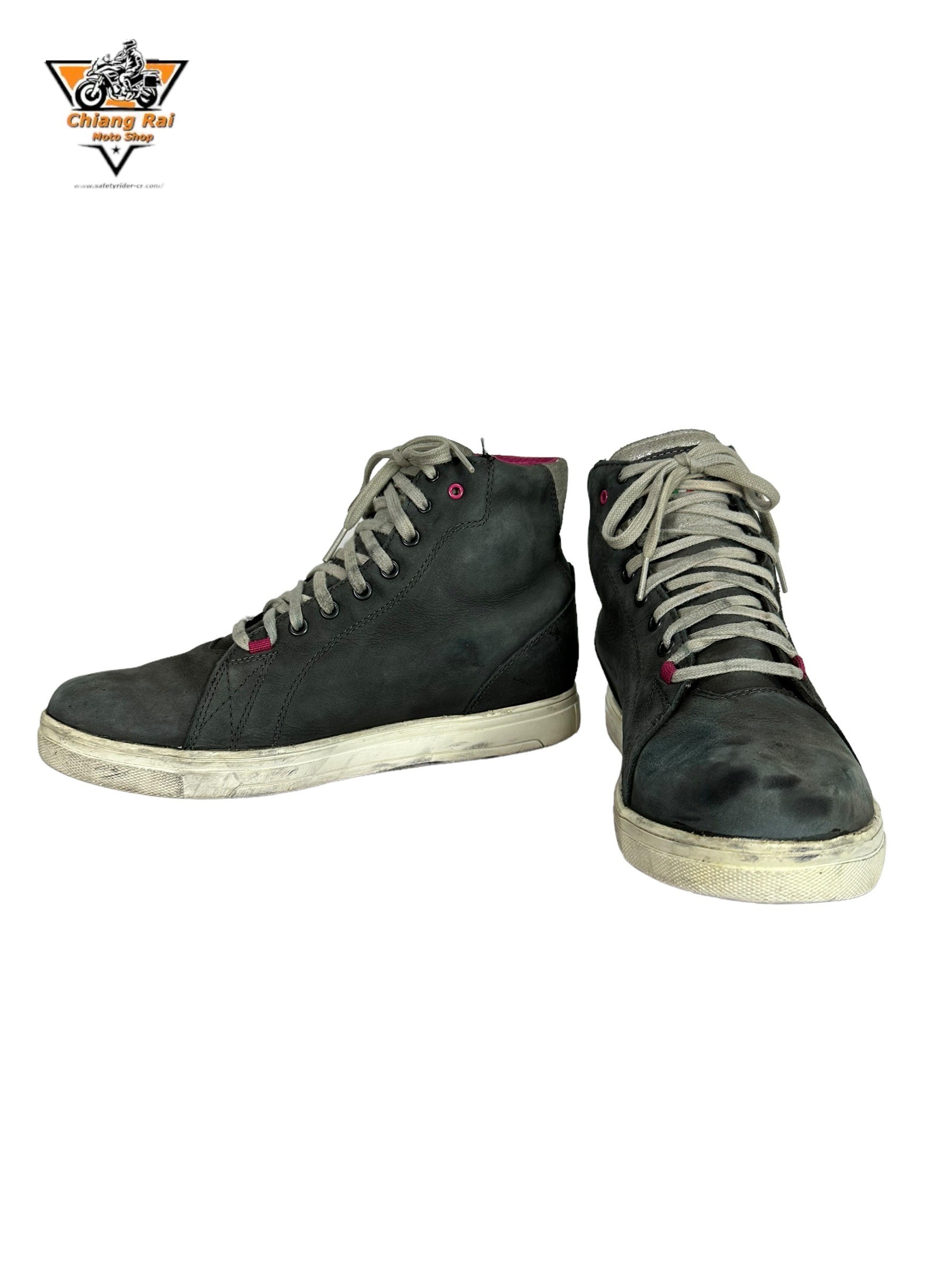 รองเท้าขี่มอเตอร์ไซด์( มือสอง) RCBS-569 Size ขนาดจากป้าย 41:EUR / 7:UK / 25.4:Cm.(TCX)