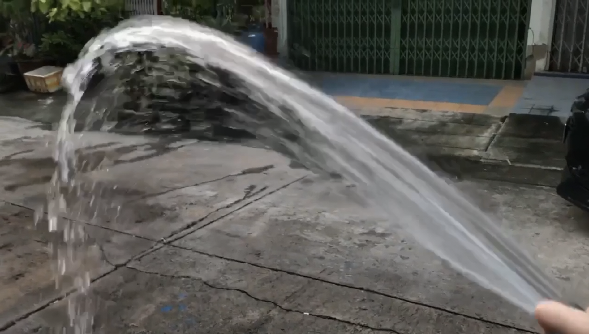 ไดโว่ ดูดน้ำ ดูดส้วม ยี่ห้อ Tayo ขนาด 1 นิ้ว ตัวเล็ก เส้นผ่าศูรย์กลางตัวปั๊ม 4.5 นิ้