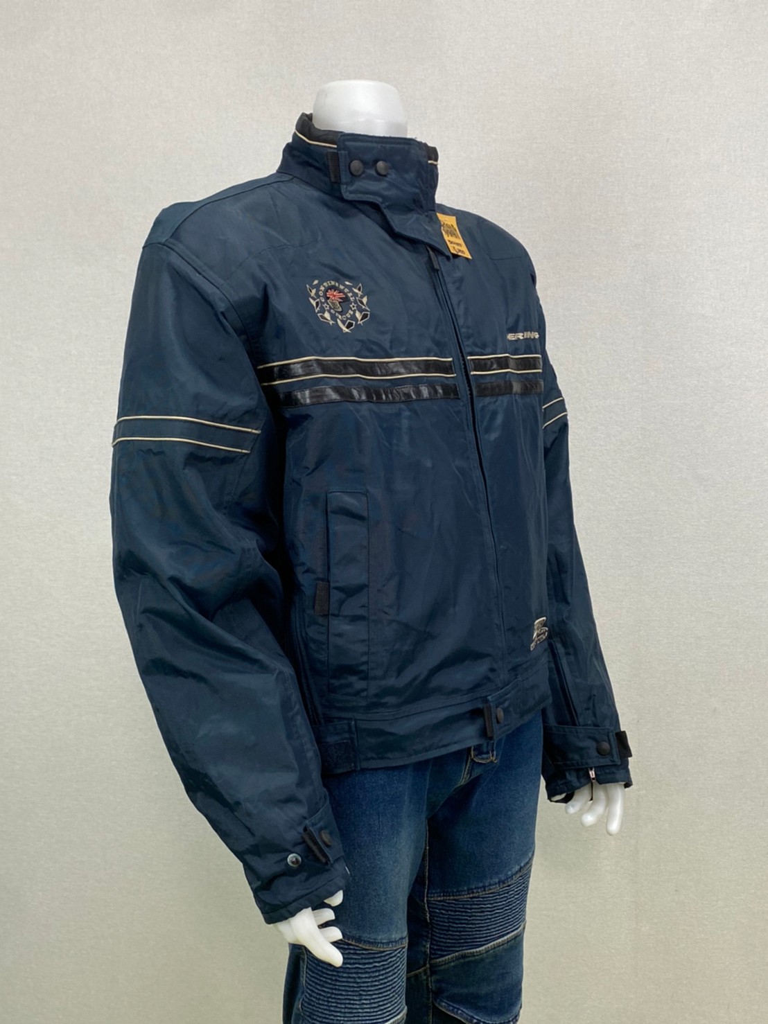 เสื้อขี่มอเตอร์ไซด์( มือสอง) RCS 999: อก 50" ยาว 25" **BERING**