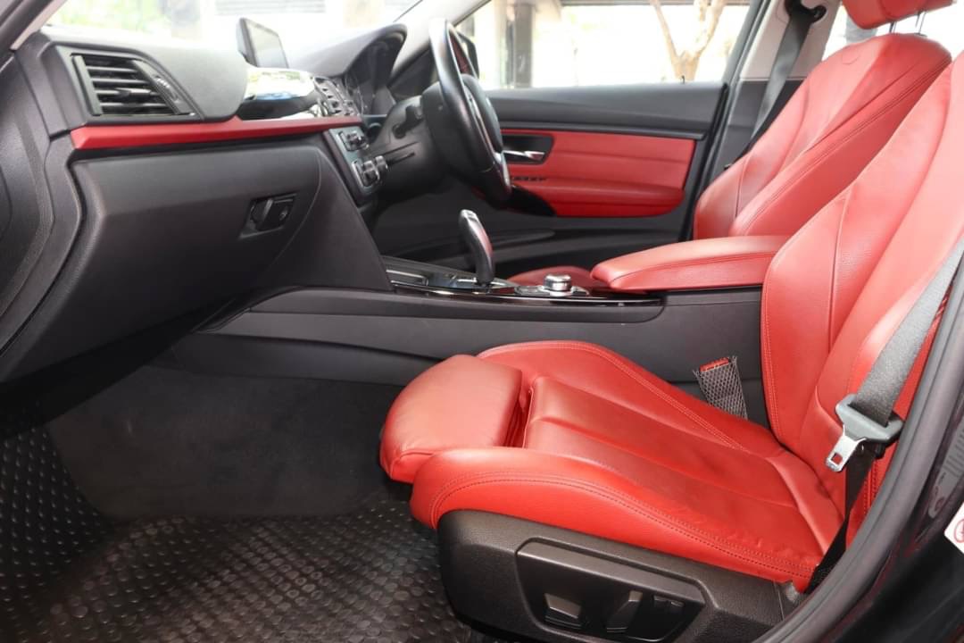 BMW Series 320d Sport F30 ปี2013