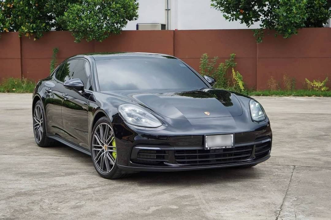 Porsche Panamera 4 E Hybrid ปี 2018