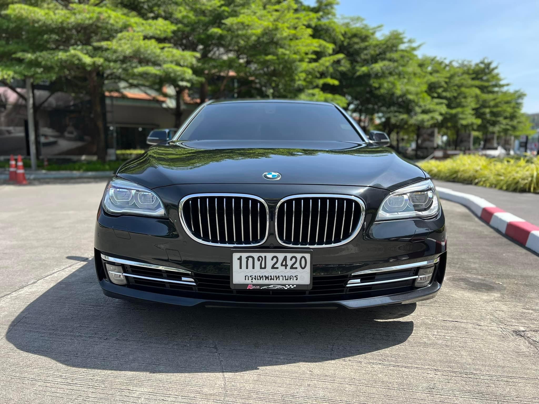 BMW 730LD Lci ประตูดูด หลังคาซันรูฟ ปี 2015