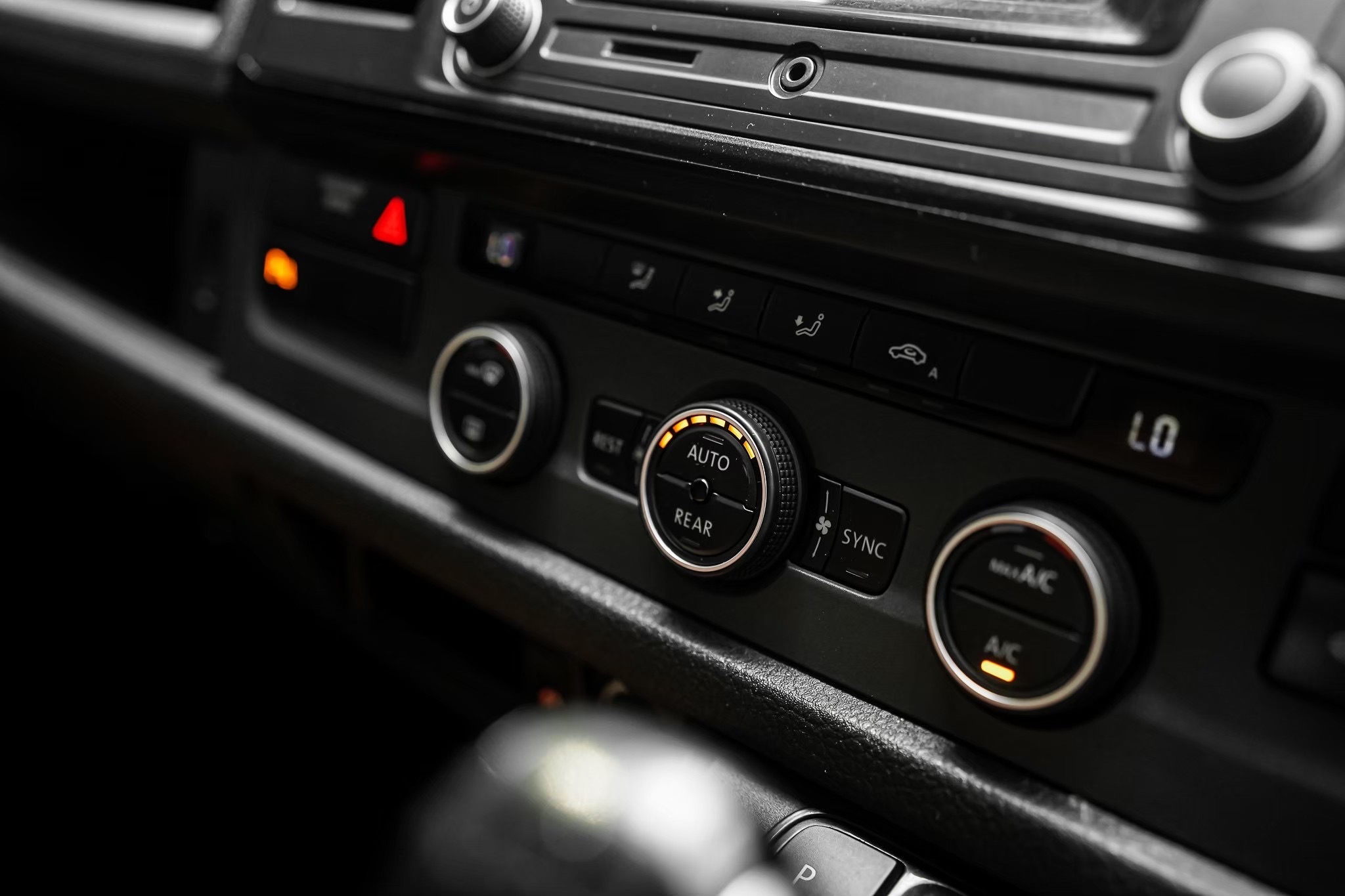 Volkswagen Caravelle 2.0 TDI ปี 2018