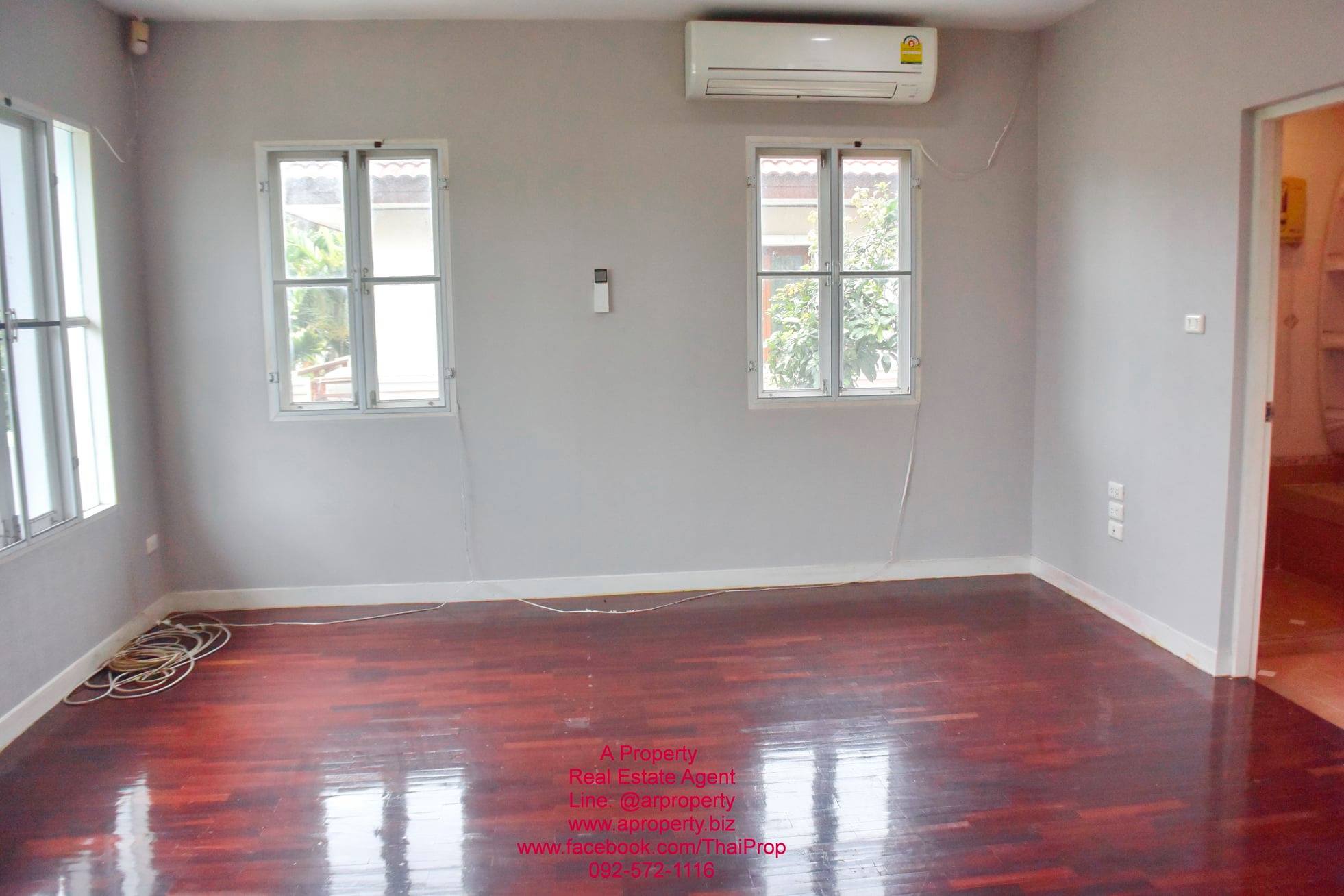 ขาย บ้านเดี่ยว หลังมุม ติดถนนสุขาภิบาล 5 ( ขายแล้ว )