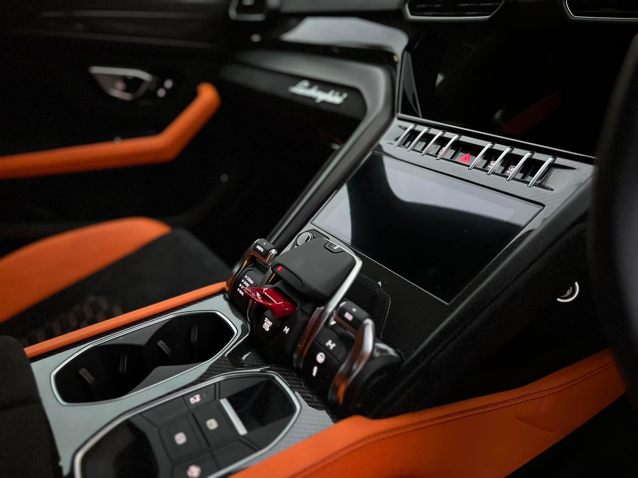 Lamborghini URUS PEARL CAPSULE ปี 2022