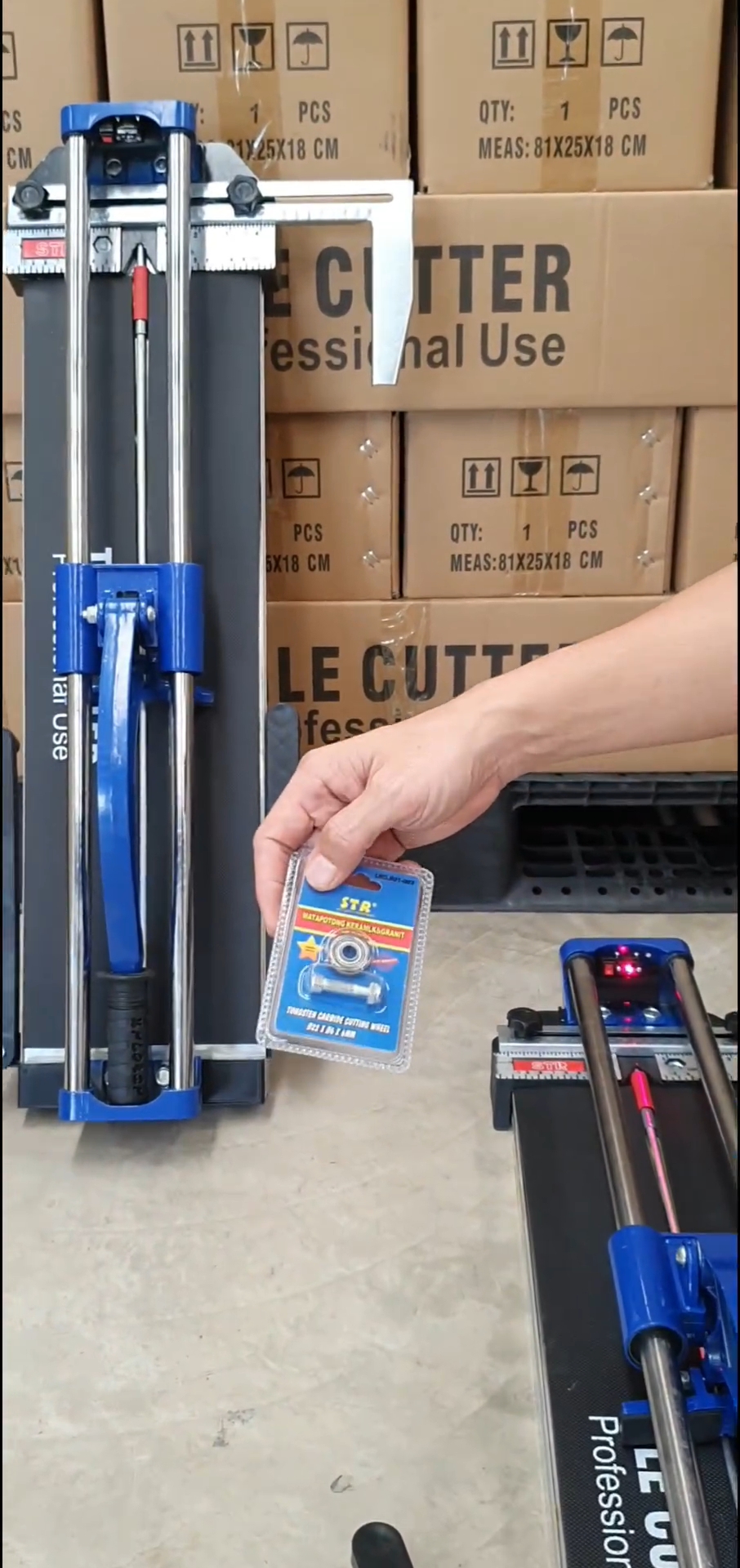 แท่นตัดกระเบื้อง STR มีขนาด 25 นิ้ว และ ขนาด 32 นิ้