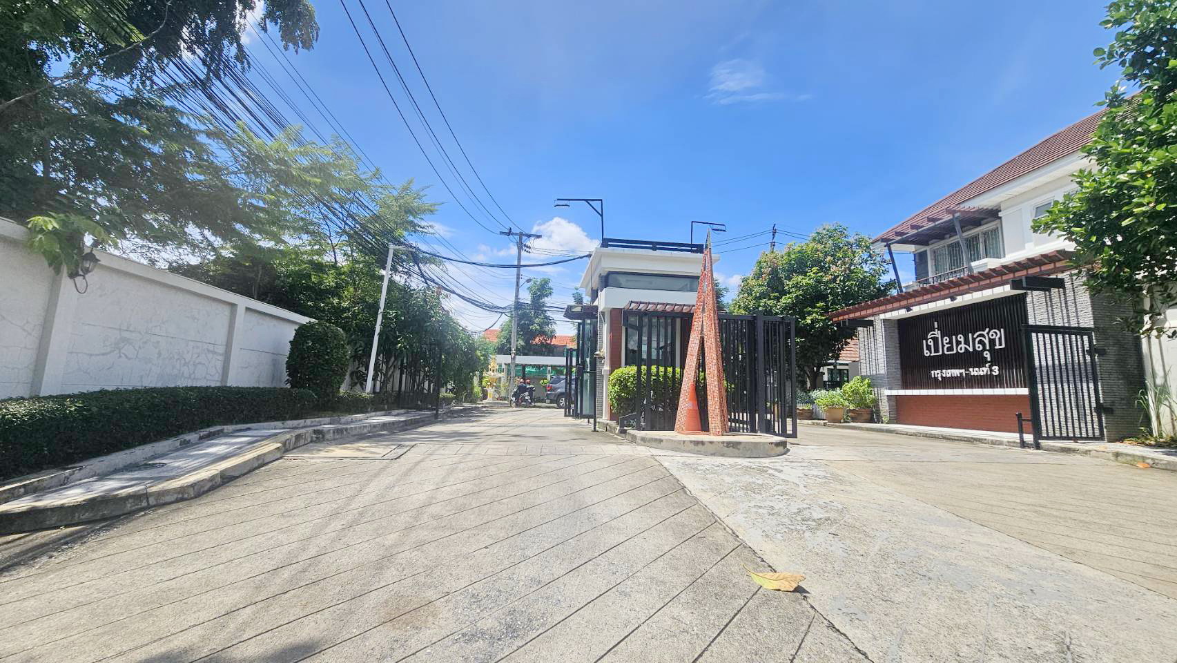 ให้เช่าบ้านเดี่ยว ม.เปี่ยมสุข กรุงเทพ-นนท์3 MRT แยกติวานนทร์ 200 เมตรจากปากซอย