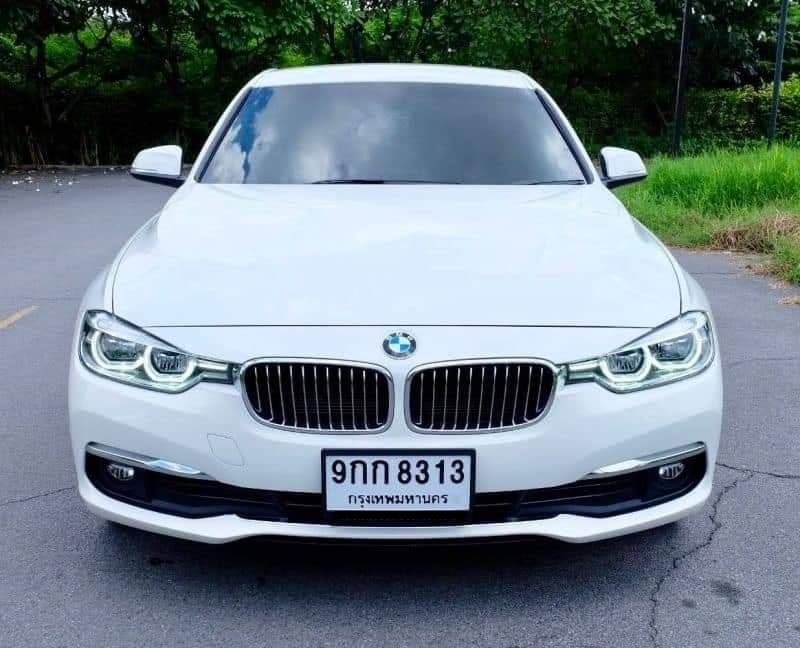 BMW F30 320D LCI ปี 2017