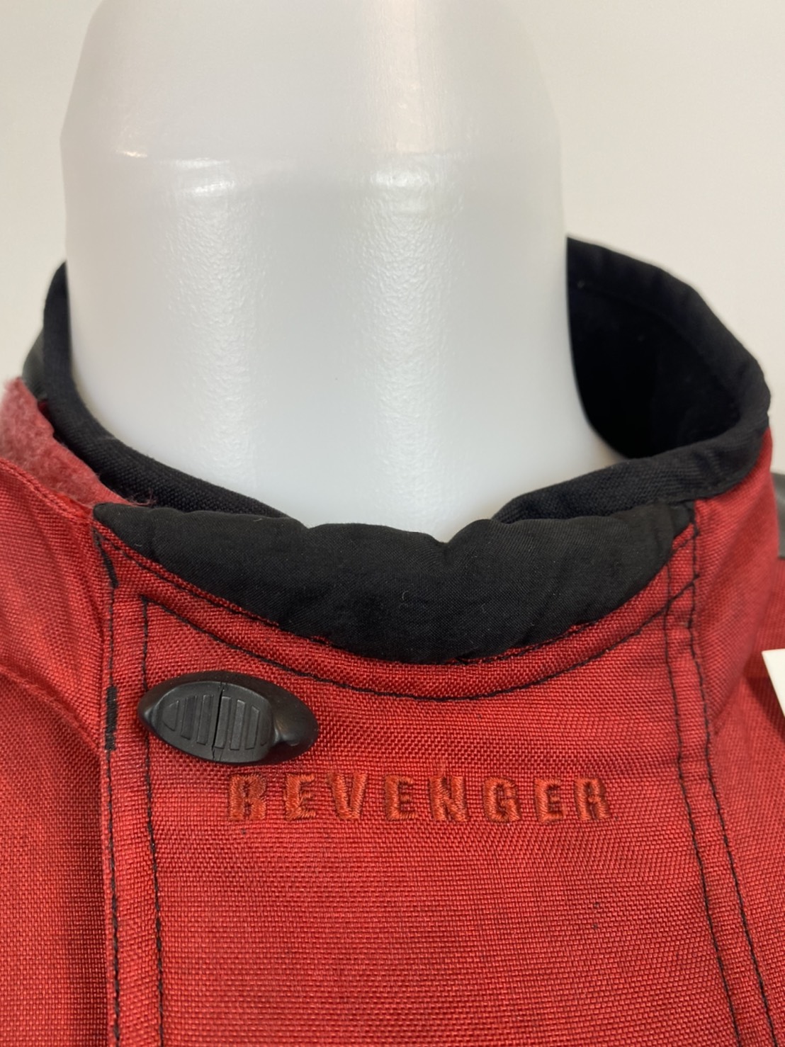 เสื้อขี่มอเตอร์ไซด์( มือสอง) RCT 661 (SALE) อก 50" ยาว 32"(XL)ยี่ห้อ **รีเวนเจอร์**