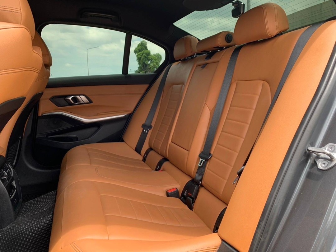 BMW 320d M sport Topสุด ดีเซล ปี 2021 แท้ จด 22 สีเทาเข้ม