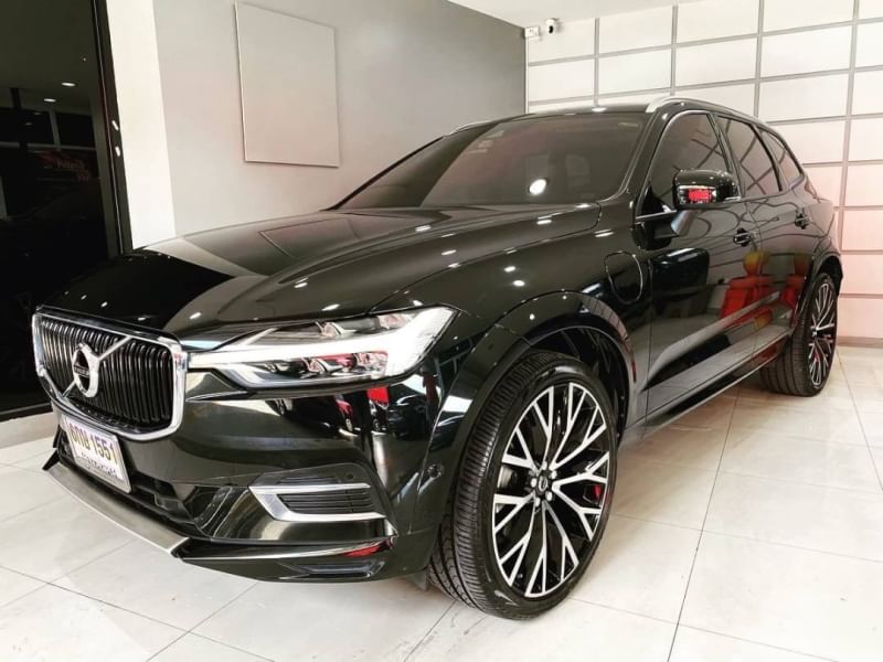 Volvo XC60 2.0 Turbo 4WD T8 Momentum Plugin Hybrid ปี 2018