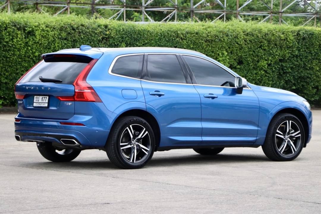 VOLVO XC60 2.0 T8 Recharge R-DESING ปี2018