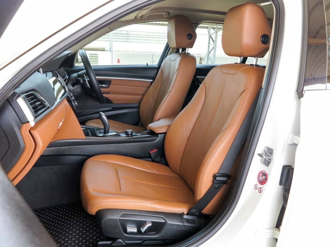 BMW 320D M Sport Lci ปี 2017