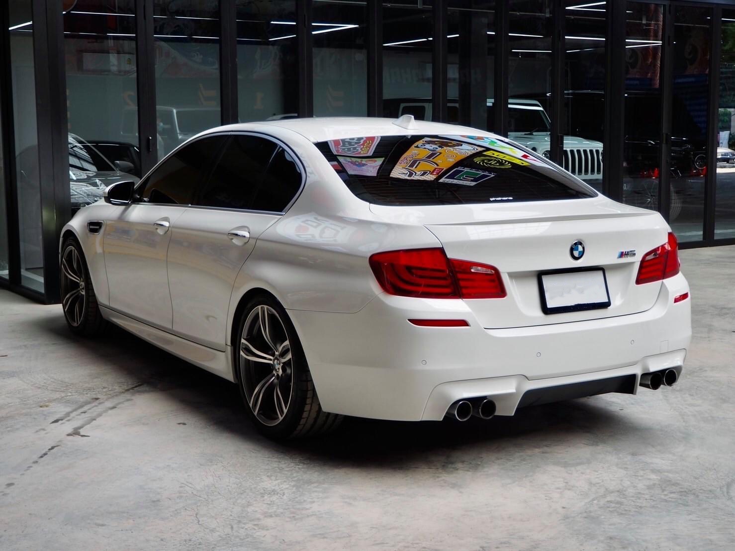 BMW M5 F10 ปี 2012