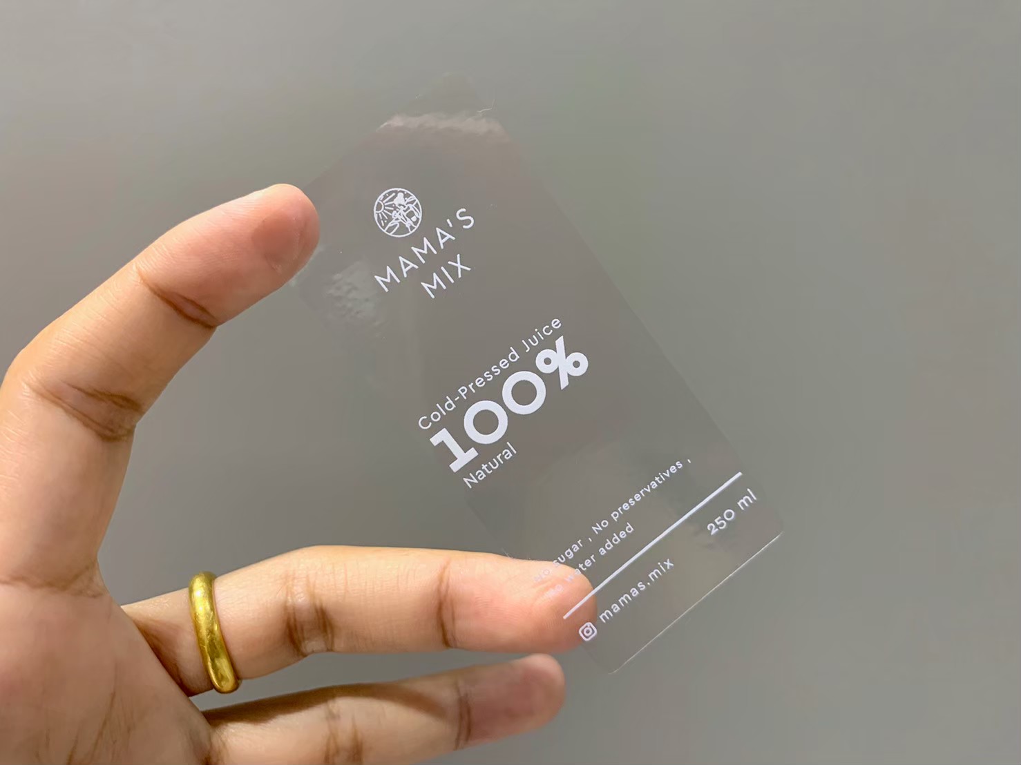 ฉลากสินค้าใสตัวหนังสือขาว สติ๊กเกอร์ใสพิมพ์สีขาว พิมพ์หมึกขาว