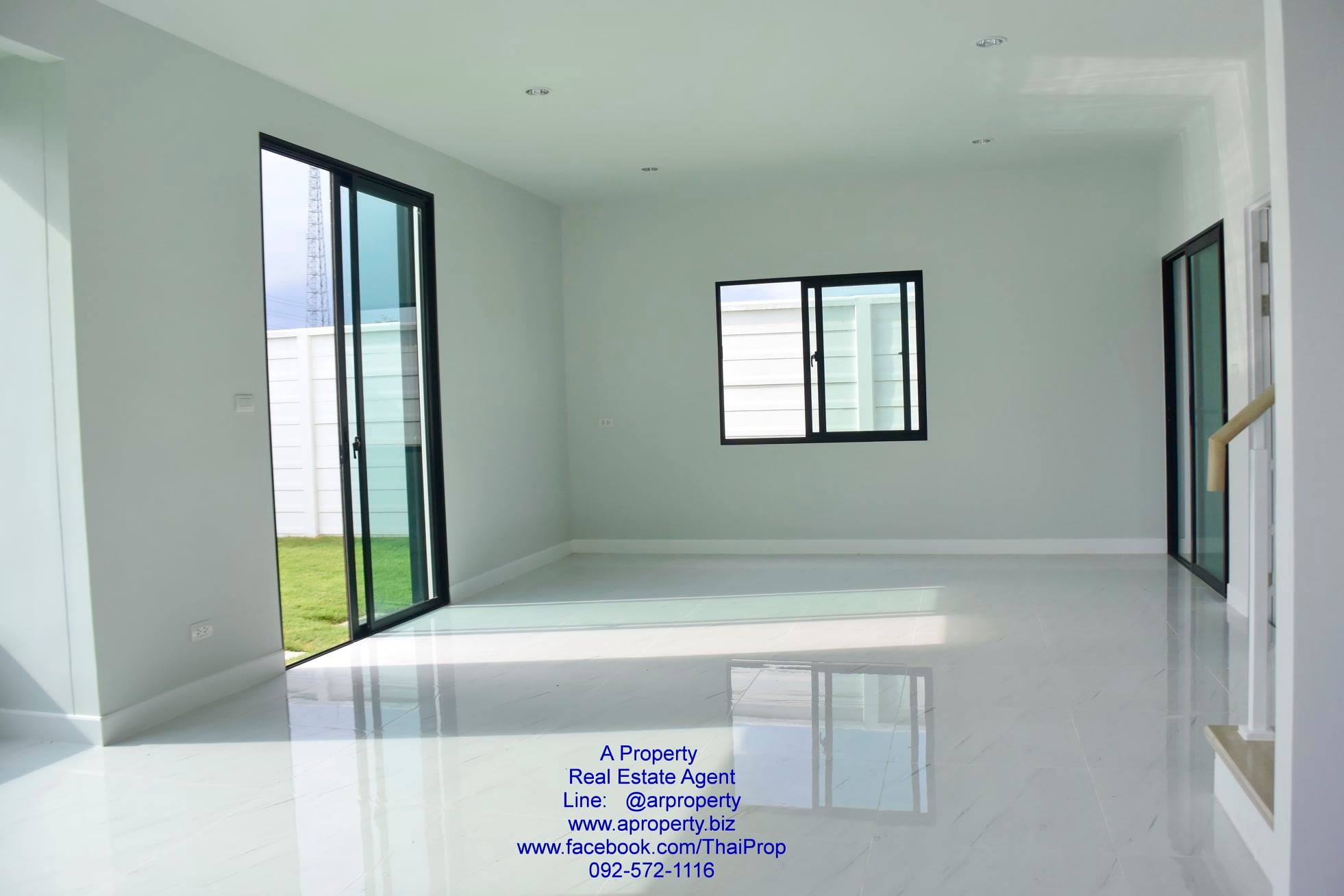 ขาย บ้านแฝดหลังมุม COMO Bianca - Bangna