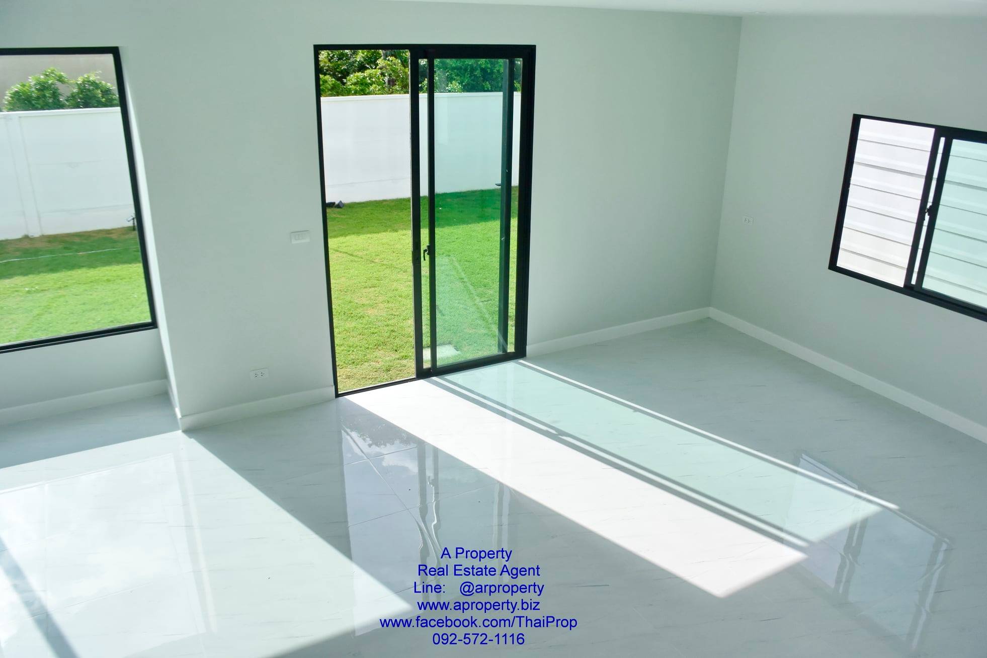 ขาย บ้านแฝดหลังมุม COMO Bianca - Bangna