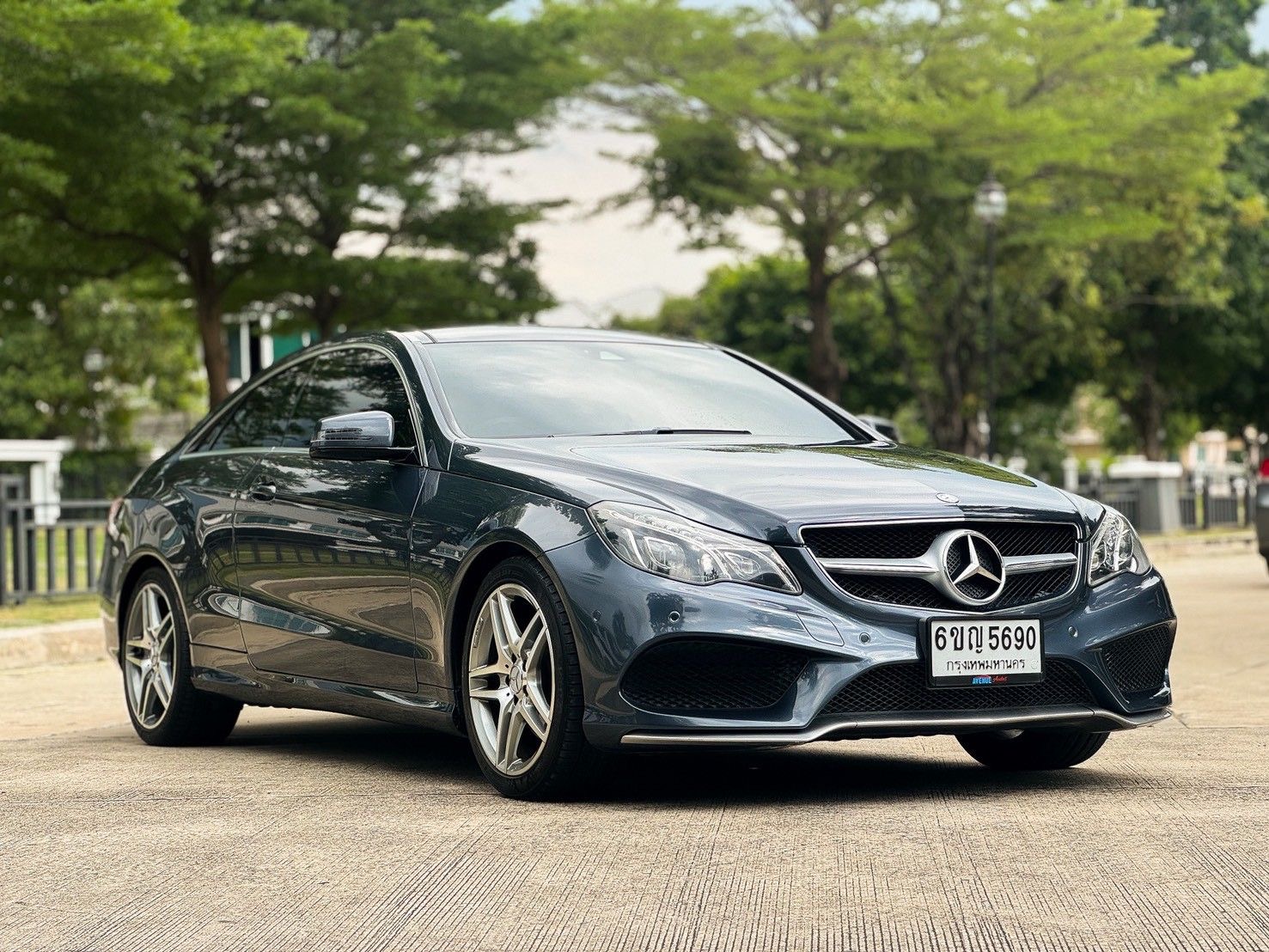 Benz E200 Coupe 2.0 AMG Dynamic W207 Facelift ปี 2013