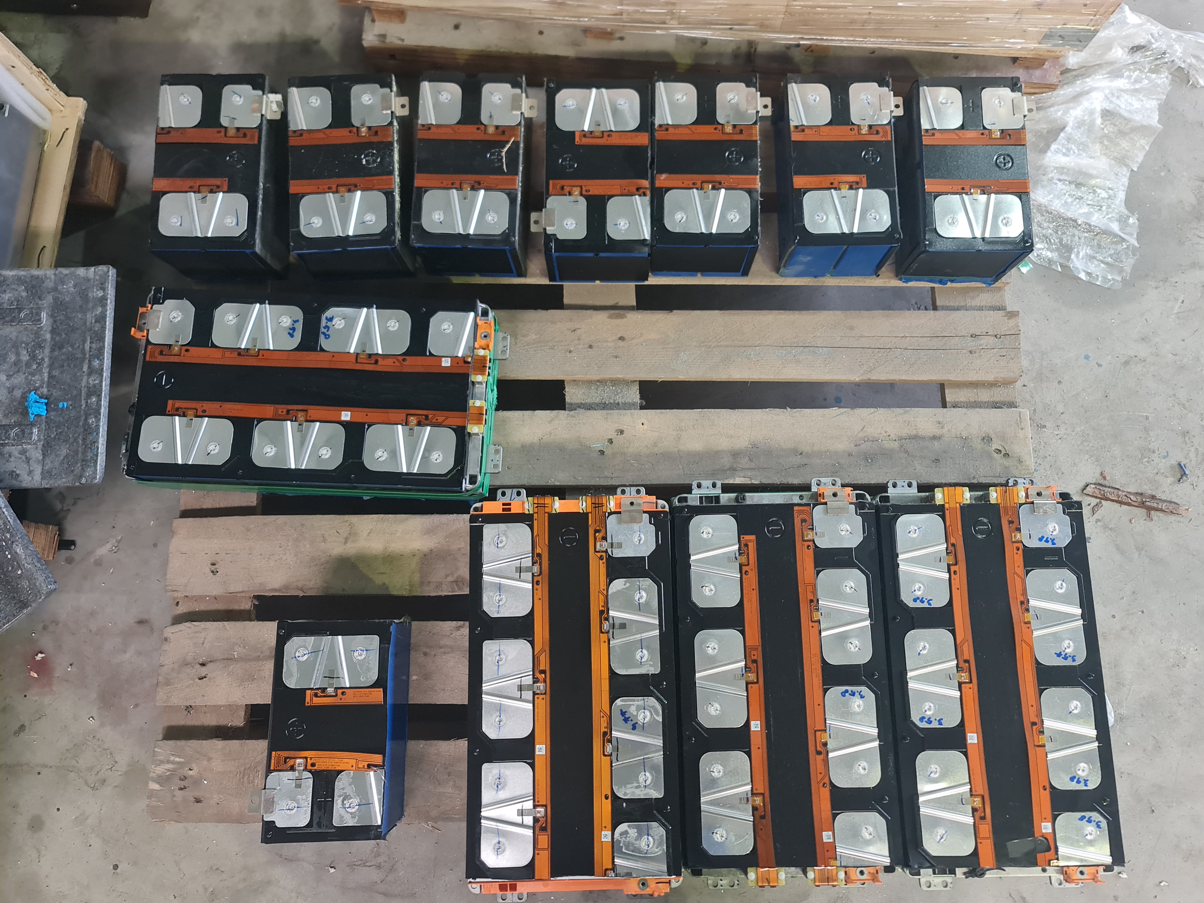 CATL NMC 288Ah สำหรับรถยกไฟฟ้า โฟล์คลิฟท์ไฟฟ้า ประกอบทำ 24v 48v