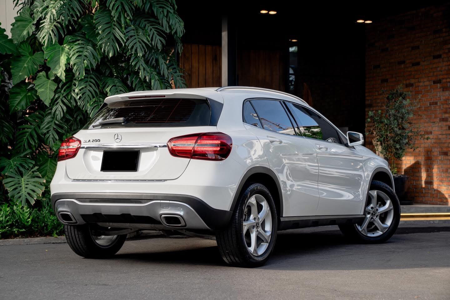 Mercedes-Benz GLA200 Urban Facelift ปี 2020