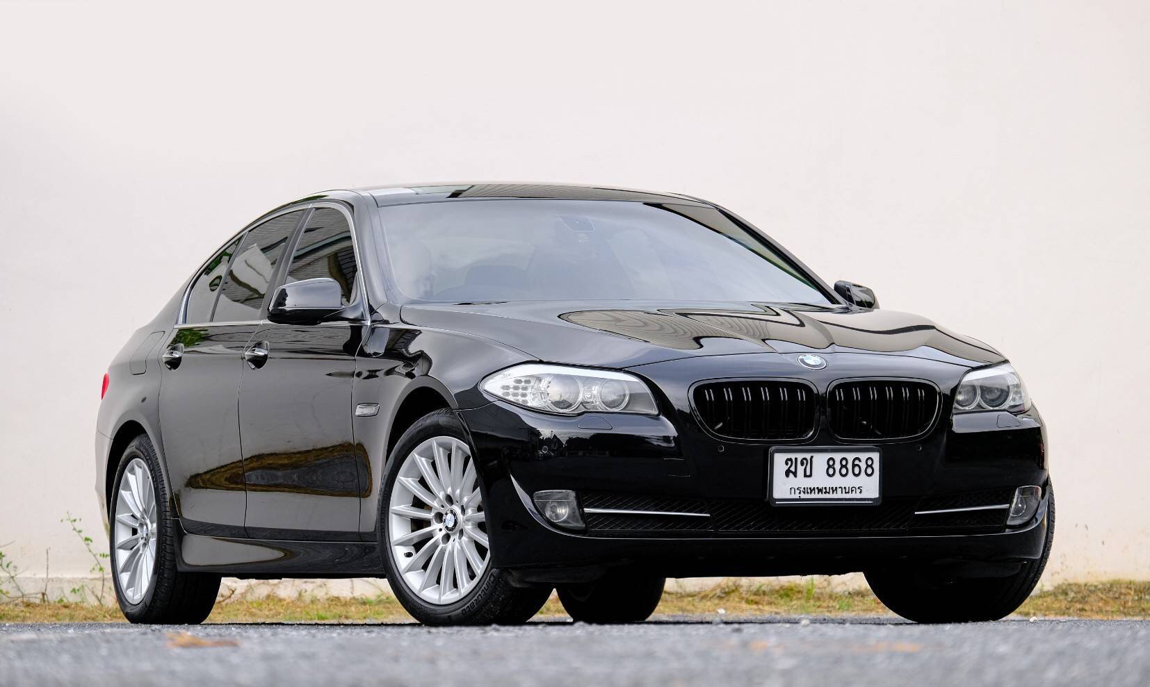 BMW 523i โฉม F10 ปี 2012