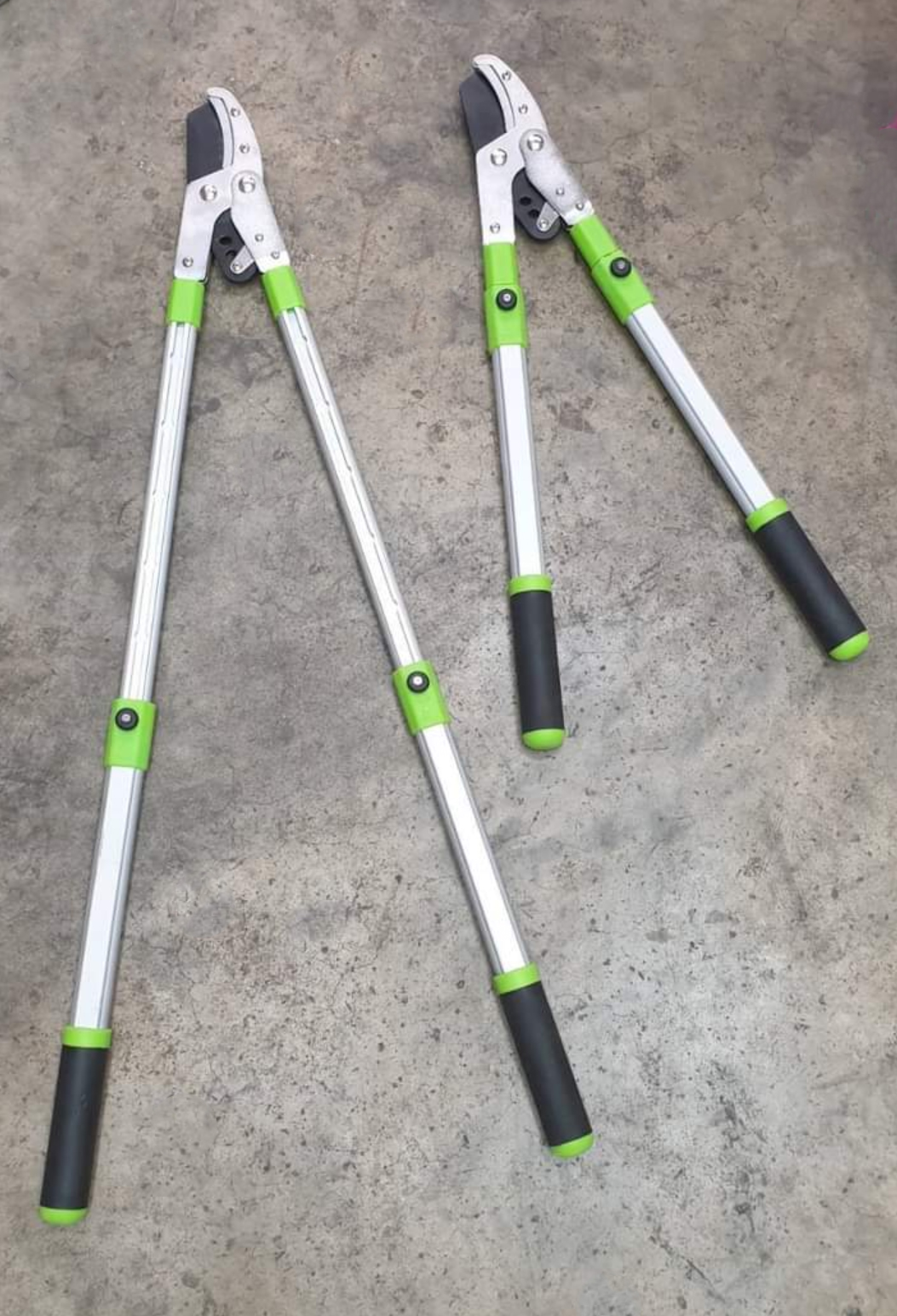 กรรไกรตัดกิ่งสูง ยึดได้ OSUKA