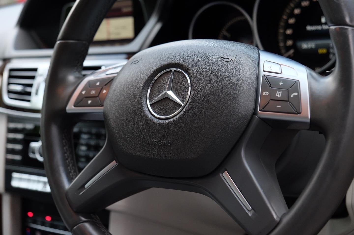 Mercedes-Benz E200 CGi (W212) ปี 2014
