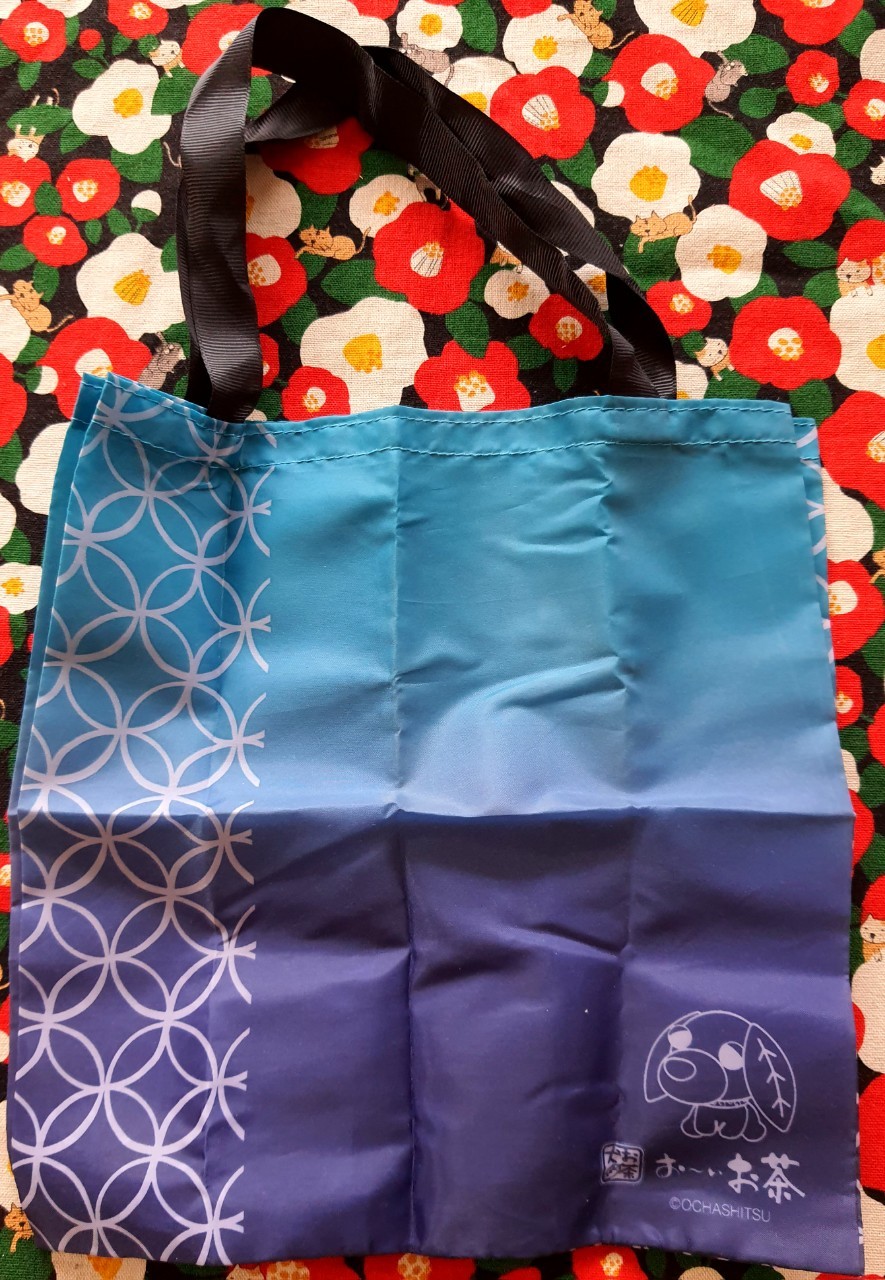 Colorful eco tote กระเป๋าลดโลกร้อน กระเป๋าผ้า shopping bag แบบพับเก็บได้ พกพาสะดวก น้ำหนักเบา Size : 23 x 24 cm