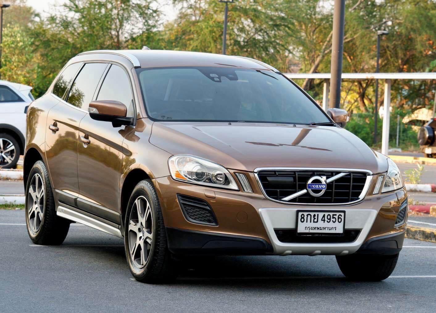 Volvo XC60 D3 Sport Crossover เครื่อง 2.0 Diesel Turbo ปี 2013