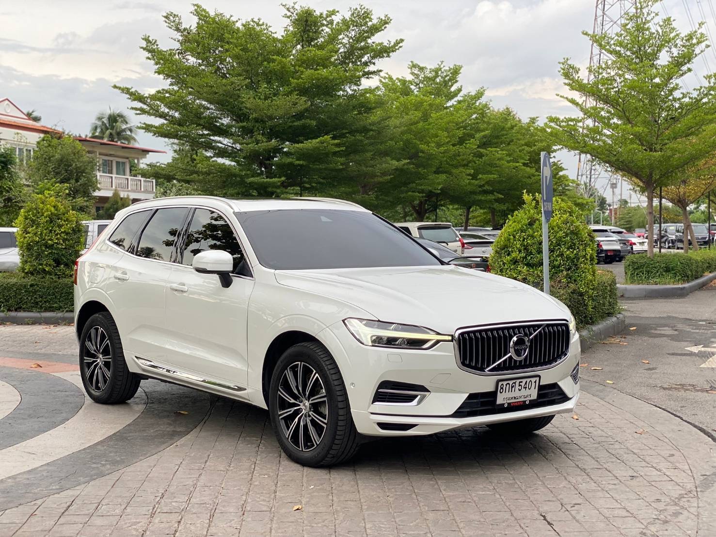 Volvo XC60 2.0 T8 Inscription 4wd SUV AT ปี 2019