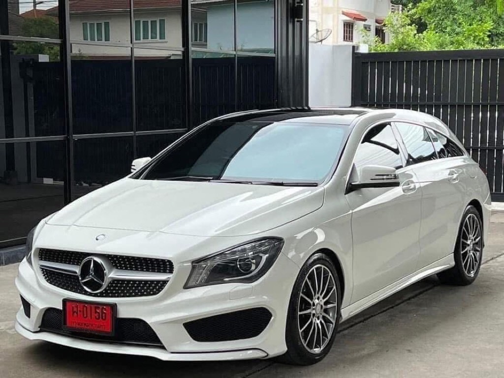 Mercedes Benz CLA 250AMG Shooting brake ปี 2016